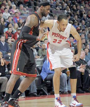 应运而生 应运而生